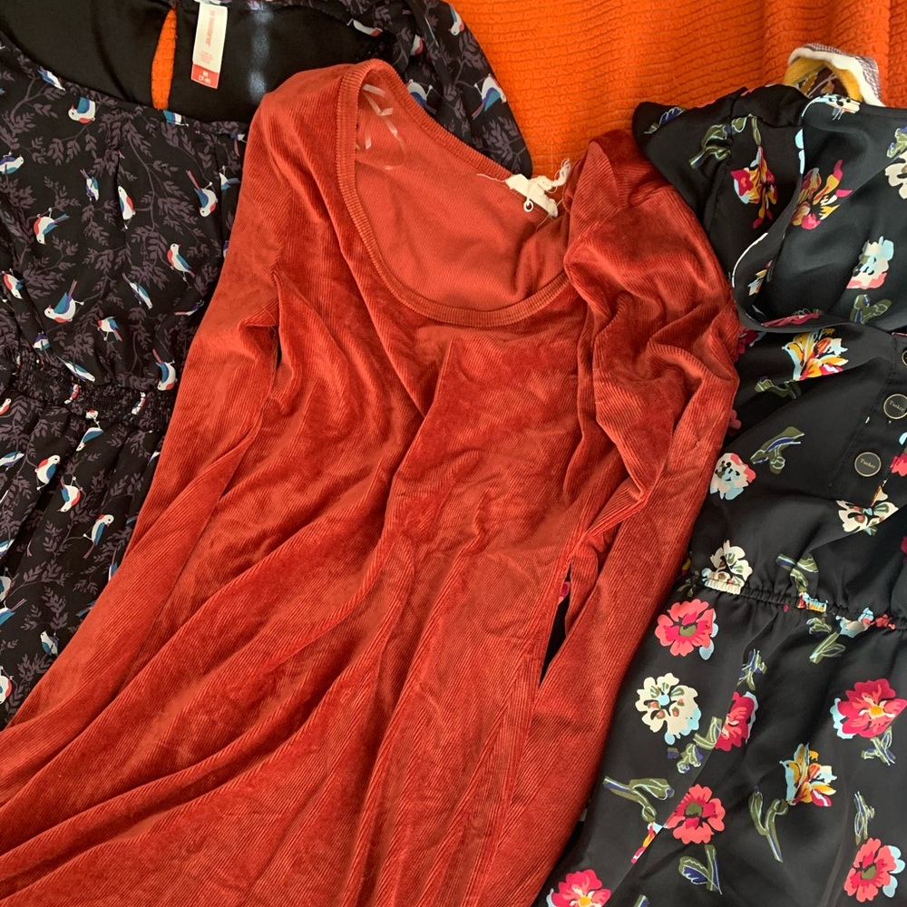 Set of 3 Womens Medium Dresses